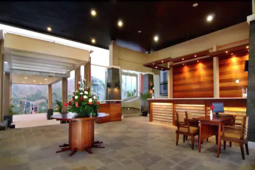 Marbella Suites Bandung Cimenyan Ngoại thất bức ảnh