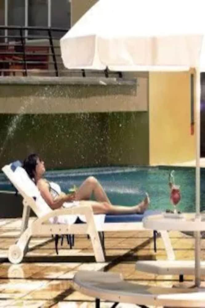 Marbella Suites Bandung Cimenyan Ngoại thất bức ảnh