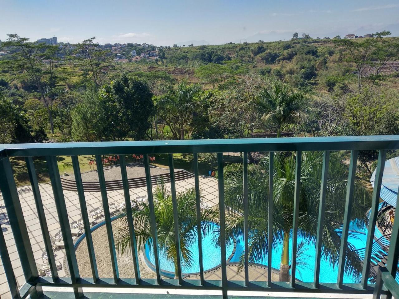 Marbella Suites Bandung Cimenyan Ngoại thất bức ảnh